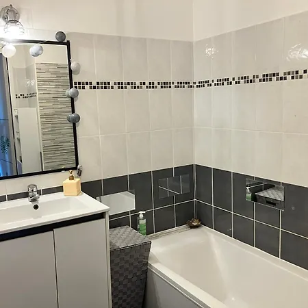 Blue Horizon T4 3 Bedrooms Panoramic Sea View Διαμέρισμα Saint-Raphaël