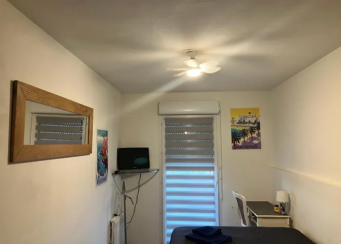 Blue Horizon T4 3 Bedrooms Panoramic Sea View * Saint-Raphael (Var)